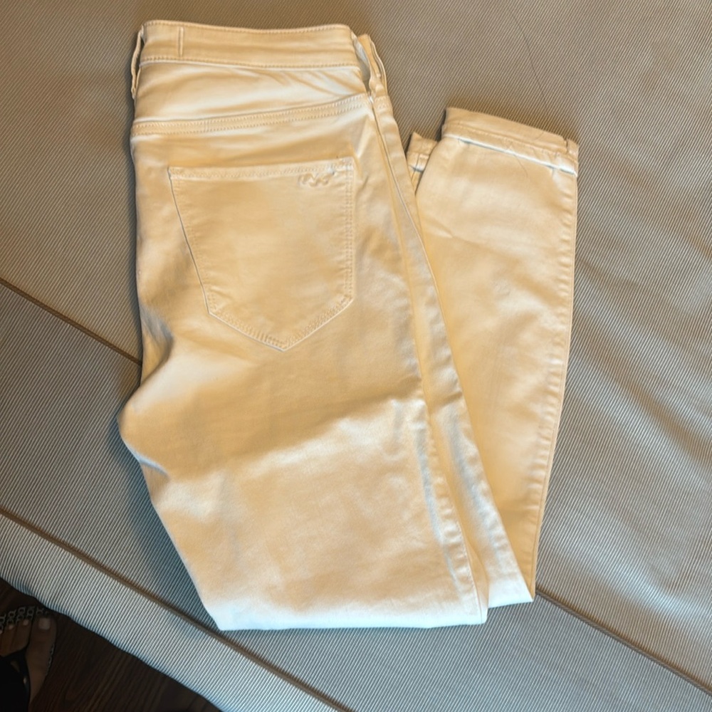 Hollister white  jeans size 7R
